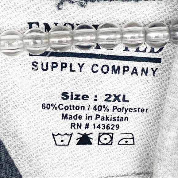 Encrypted l Short Sleeve Hooded Chevron Top - Picture 4 of 5